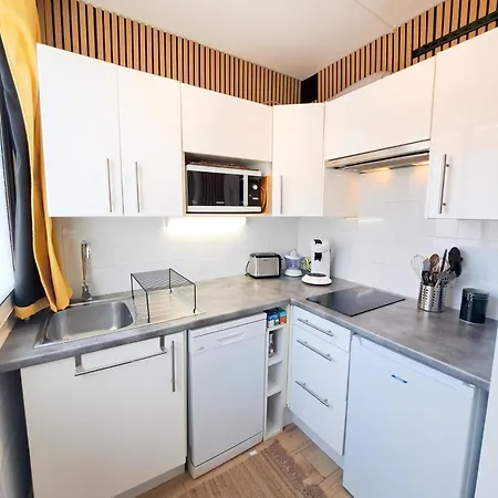 Les Amoureux - T2 Hyper Centre Ville, 100m Plage, A Pied, Wifi